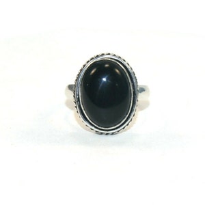 Vintage Silver Tone and Oval Faux Onyx Cabochon Statement Ring.