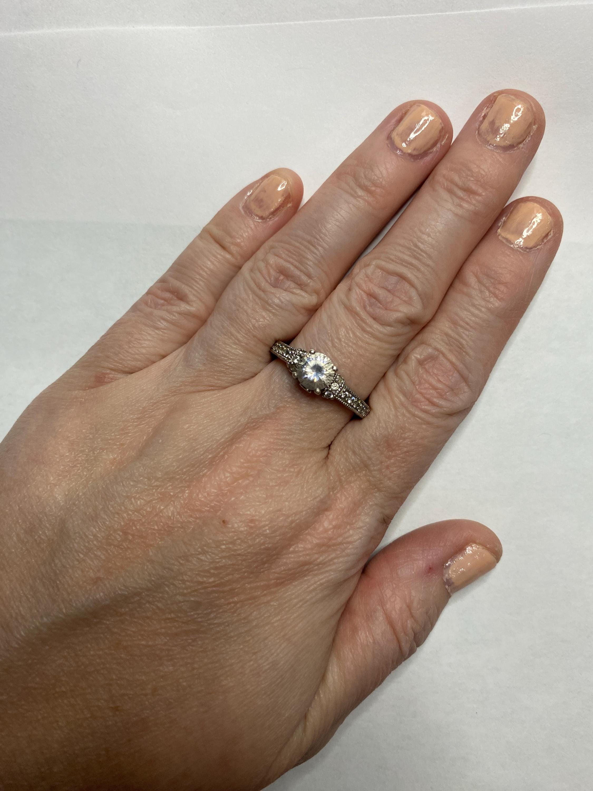 Vintage Esse Sterling Silver and Czs Size 10 Ring. Esse 925 Vintage Esse Sterling Silver and Czs Size 10 Ring. Esse 925