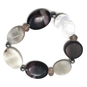 Vintage Mother of Pearl, Stripped Glass, Silver Tone and Wood Beaded Elastic Bracelet.