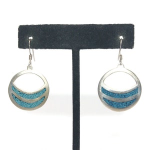 Vintage Sterling Silver and Crushed Turquoise Round Dangle Earrings with Hook Backs for Pierced Ears. Mexico TH-09 0.925 Hallmark.