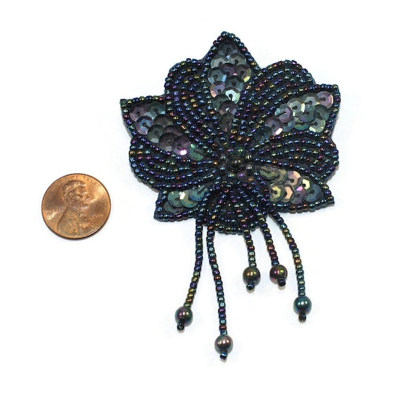 Vintage Handmade Bead and Sequin Floral Brooch on… - image 2
