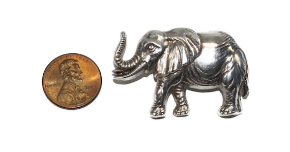Vintage Detailed Sterling Silver Elephant Brooch … - image 2