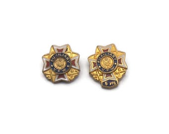 Pair of Vintage VFW Auxiliary Membership Pins, Gold Tone, Blue Red White Enamel Veterans of Foreign Wars Membership, Gift for Him.