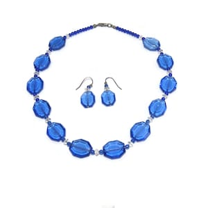 Vintage Clear and Blue Glass Beaded 18 Inch Necklace with Lobster Claw Clasp.