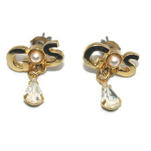 Vintage Georgia State GS Gold Tone, Faux Pearls and Clear Rhinestones Dangle Earrings with Post Backs for Pierced Ears.