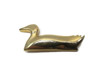 Vintage Gold Tone Duck Decoy Brooch. Duck Hunter Brooch.