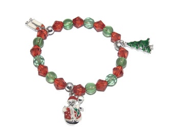 Vintage Red and Green Beaded Elastic Christmas Charm Bracelet with 3 Silver Tone Enameled Christmas Charms.