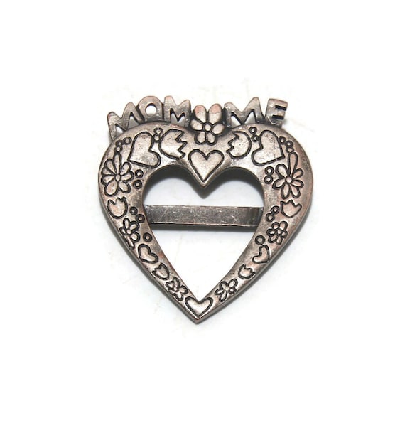 Broche dorée strasses - France