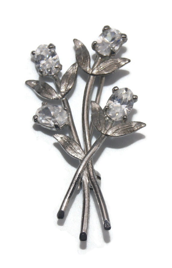 Vintage Weiss 4 Leaf Clover Rhinestone Gold Tone Brooch