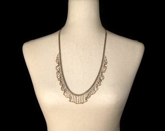 Vintage J Crew Gold Tone 26 to 29 Inch Adjustable Bib Necklace with Spring Ring Clasp. J Crew Hallmark Tag.