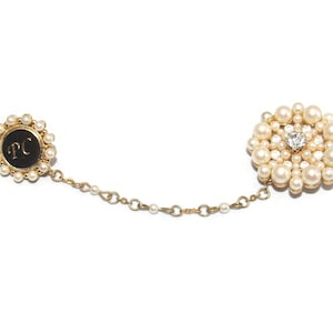 Avon Presidents Club Gold Tone Faux Pearl Clear Rhinestones Double Brooch Pin 1999/2000.