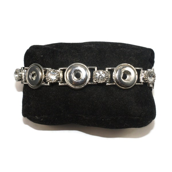 Vintage Silver Tone and Clear Rhinestones Adjustable 7 1/2 Inch Link Bracelet with Toggle Clasp.