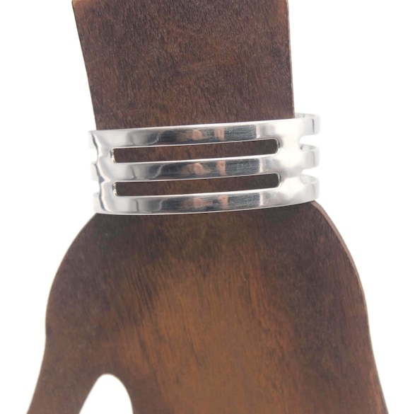 Silver Tone Bracelet Vintage Sarah Coventry Open Cuff Bracelet SARAH Hallmark Daily Wear Business Wear Evening Wear Bracelet