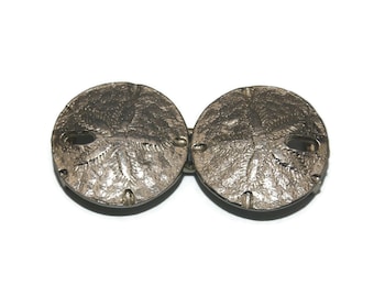 Vintage Mimi Di N Gold Tone Sand Dollar Belt Buckle. Mimi Di N Hallmark.