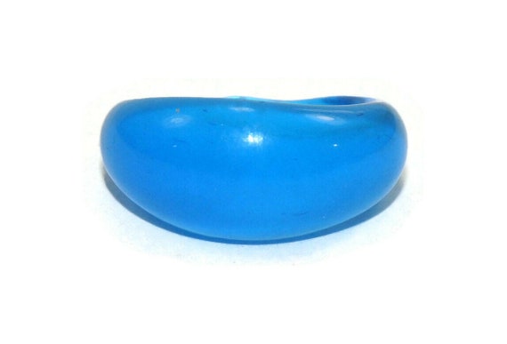 Vintage Blue Glass Size 7 Ring. - image 2
