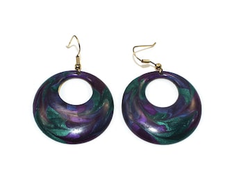 Vintage Gold Tone and Swirled Purple Enamel Round Dangle Earrings with Hook Backs for Pierced Ears.