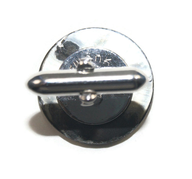 Swank Hallmark. Vintage Swank Abalone and Silver Tone Round Cuff Links