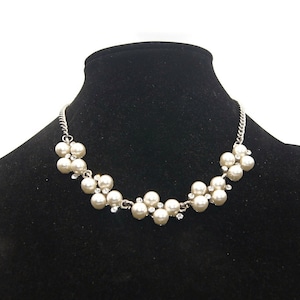 Vintage Silver Tone 16 to 19 Inch Adjustable Link Necklace with Lobster Claw Clasp.