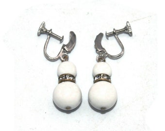 Vintage Silver Tone Falling Leaf Chandelier Style Dangle Earrings with Ear Wire Backs for Pierced Ears.