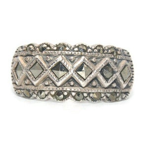 Vintage MD Sterling Silver and Marcasite Size 6 Statement Ring. MD 925 Hallmark