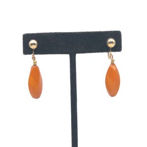 Gold Tone and Marbled Yellow Lucite Screw Back Earrings, Vintage Screw Back Dangle Earrings. Gift for Her. Daily Wear, Lightweight Earrings.