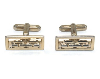 Vintage Hickok Gold Tone Chain Link Rectangular Cuff Links. Hickok USA Hallmark.