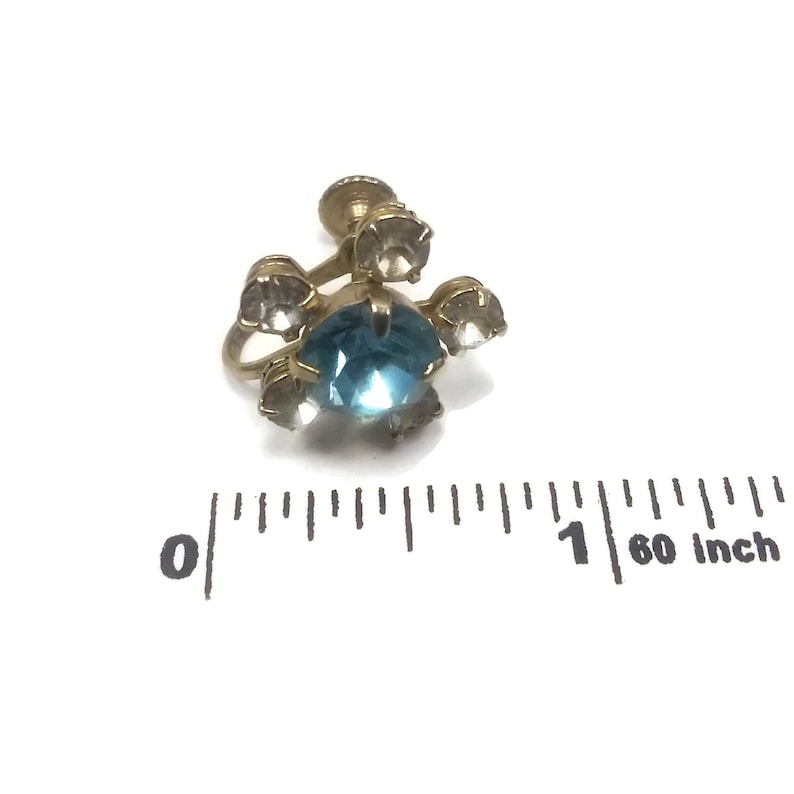 Vintage Gold Tone Rhinestones and Faux Blue Topaz Floral Screw Back Earrings.