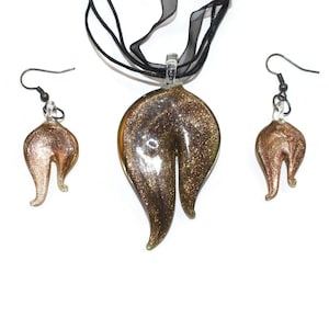 Vintage Murano Lamp Work Glass Pendant on 18 Inch Ribbon and Cord and Matching Dangle earrings.