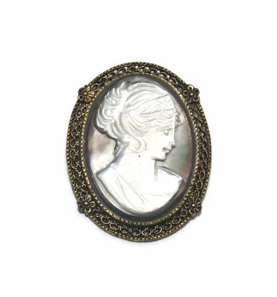 Vintage Gold Tone and Mother of Pearl on Abalone … - image 1