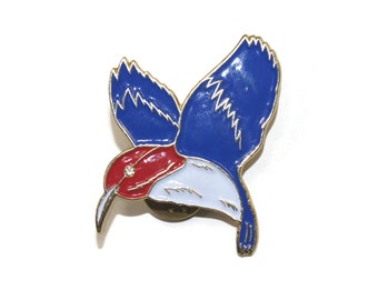 Vintage Gold Tone, Blue, Red and Light Blue Enamel Bird Pin.
