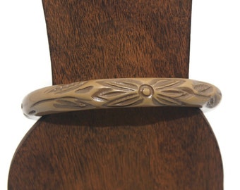 Vintage Brown Carved Bakelite 8 Inch Bangle Bracelet.