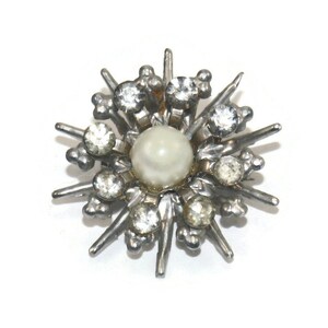 Vintage Silber Ton, Strass und Faux Perle Radial Brosche.