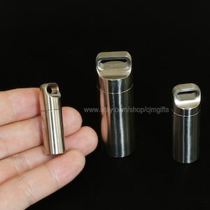 massives Titan Pillenfläschchen, massives Titanfläschchen, massive Titanbox, Titan Schlüsselanhänger Kapsel, Titanbehälter, Titanetui