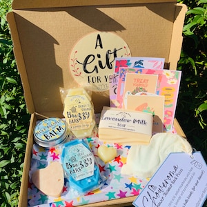Box of Goodies: Organic Skincare & Aromatherapy Gift Set
