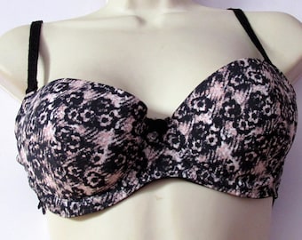 Reggiseno imbottito con ferretto e fantasia, taglia 34B.