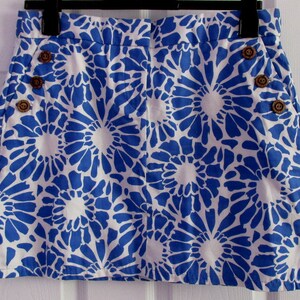 Blue White Floral Summer Skirt. Cotton Mini UK Size 12