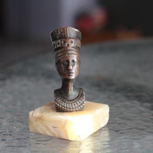 Queen Nefertiti Bust, Vintage Egyptian Hieroglyphics Symbols Figurine, Solid Metal and Marble