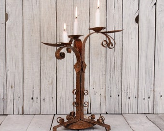 Candelabro de cobre vintage, hecho a mano, tres velas