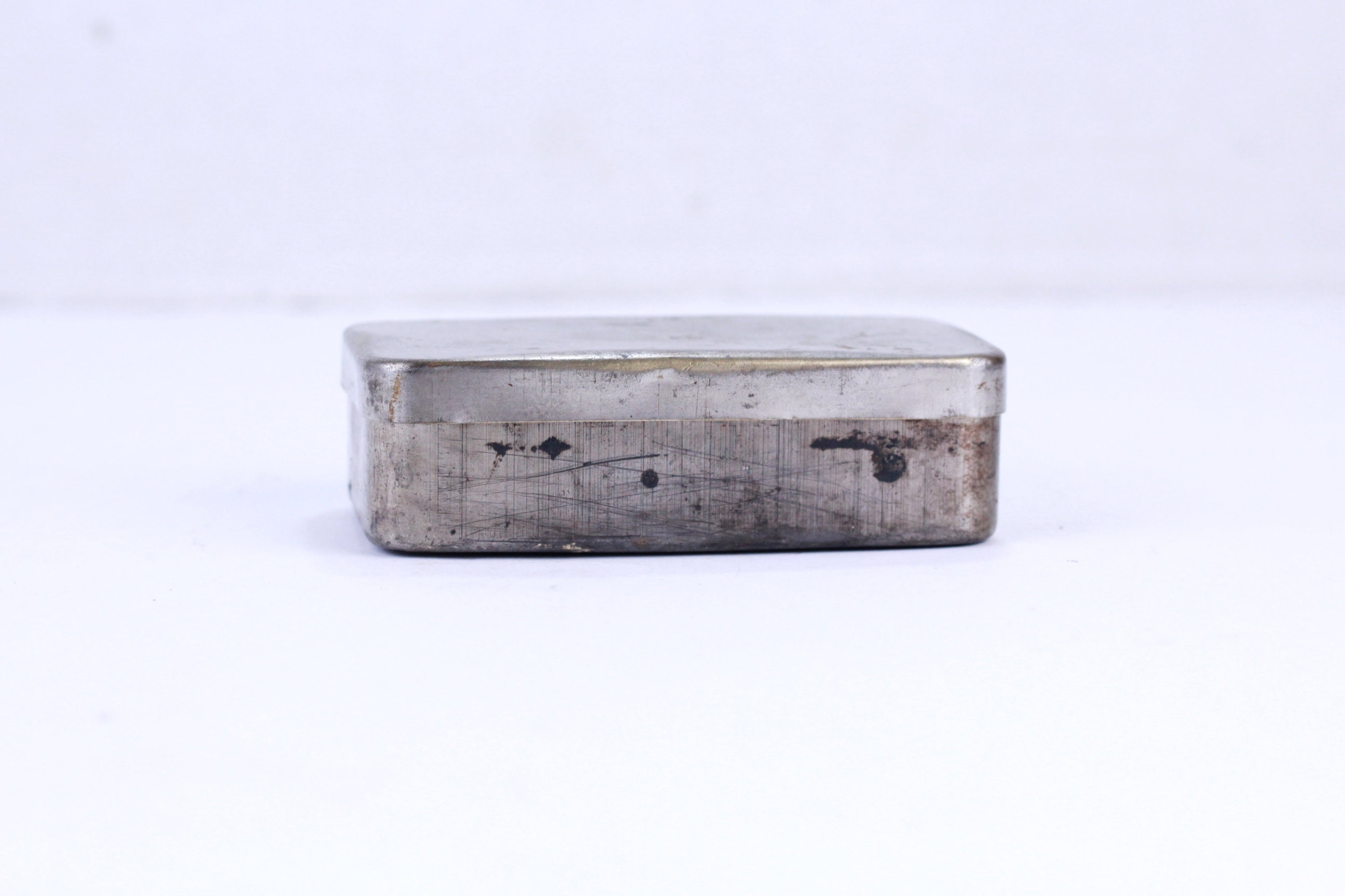 Small Metal Tin, 15ml Tin Box, Small Container, Small Storage Box 