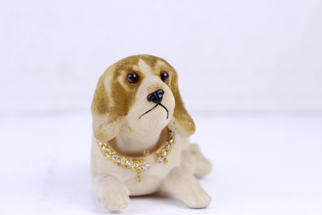 Vintage Nodding Dog Car Dashboard Bobblehead 1970s Collectible