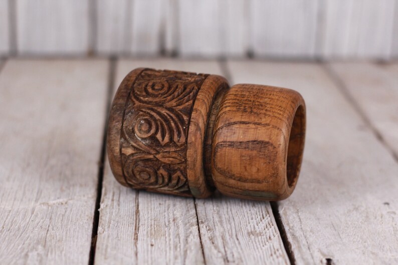 Retro pub games Casino poker game Dice games cup Dice table game Wooden shaker cup Dice shaker cup Handmade dice shaker cup
