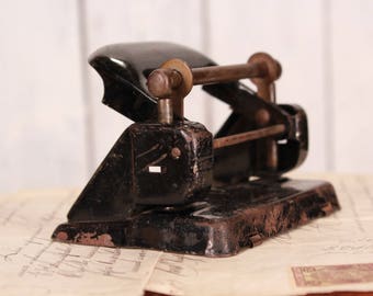 Vintage Metal Base Hole Punch