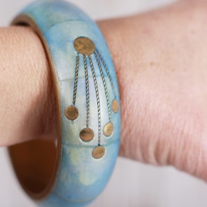 Bracelet jonc vintage en laiton et incrustation de perles, bohème hippie