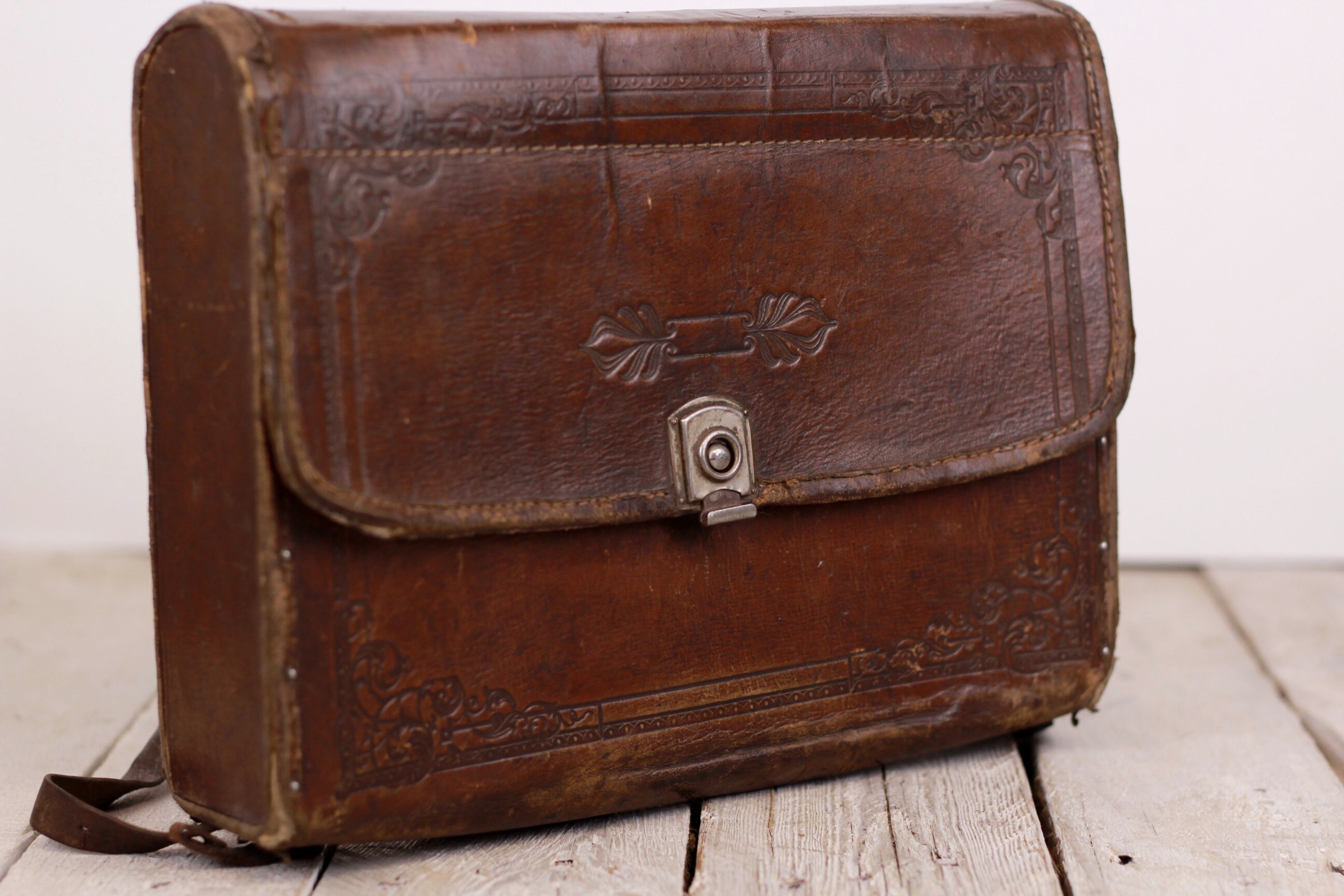 Antique Leather School Bag Students School Bag Messenger Bag Calf Leather Backpack