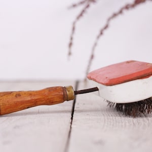 Vintage Pet Wire Brush, Cleaning Tool