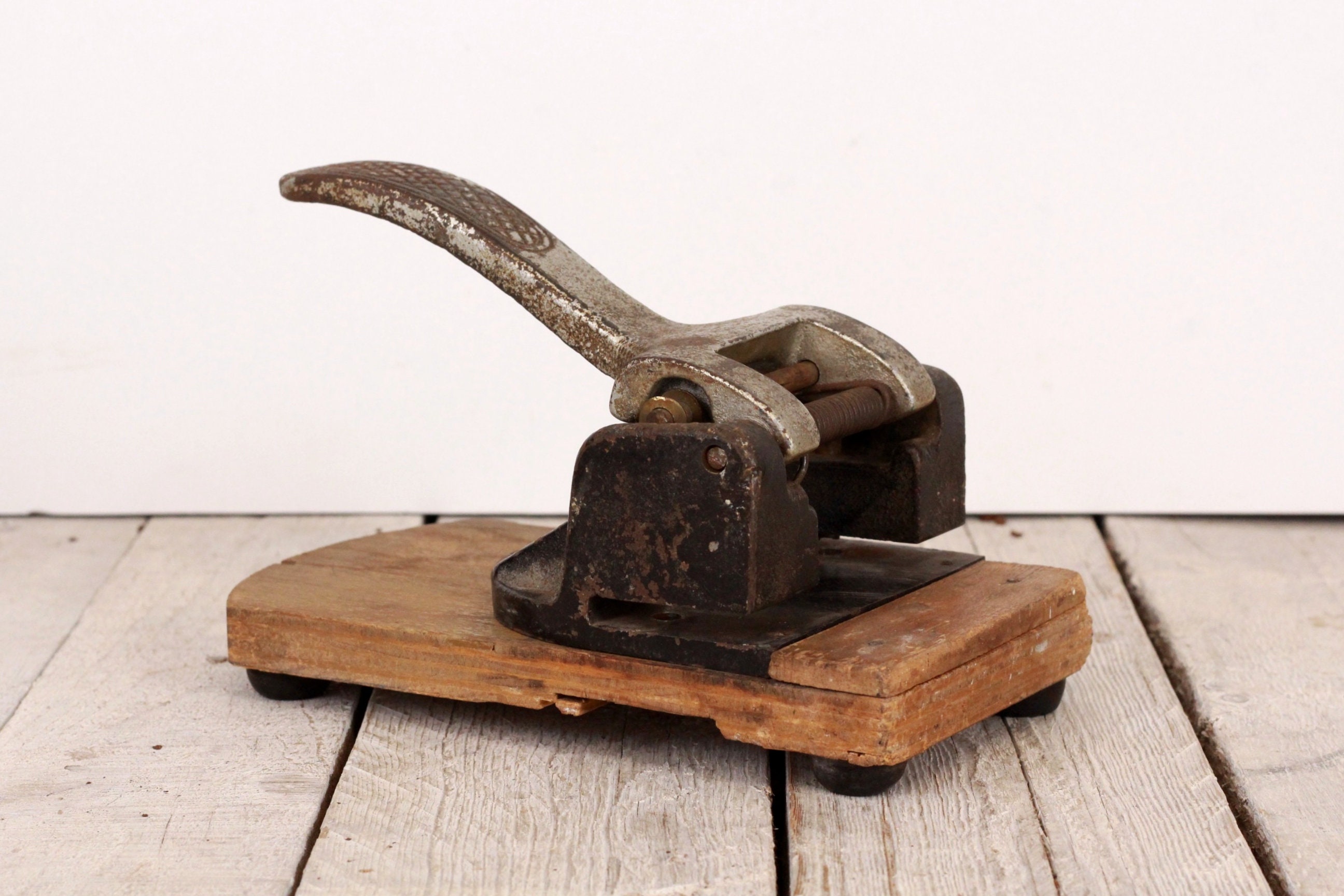 Industrial Vintage Hole Punch Circa 1930s - Etsy
