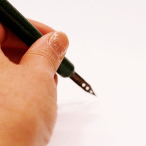 Vintage 1950s Ink Pen: Wooden Handle Calligraphy Dip Pen