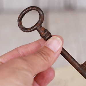 Vintage Metallskelett Schlüssel für Schmuck Anhänger, rustikale mittlere Größe Skelett Schlüssel