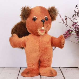 Vintage Squirrel Plush Toy Stuffed Children&#39;s Toy Collectible