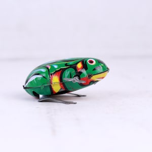 Wind up Frog Toy -  Canada